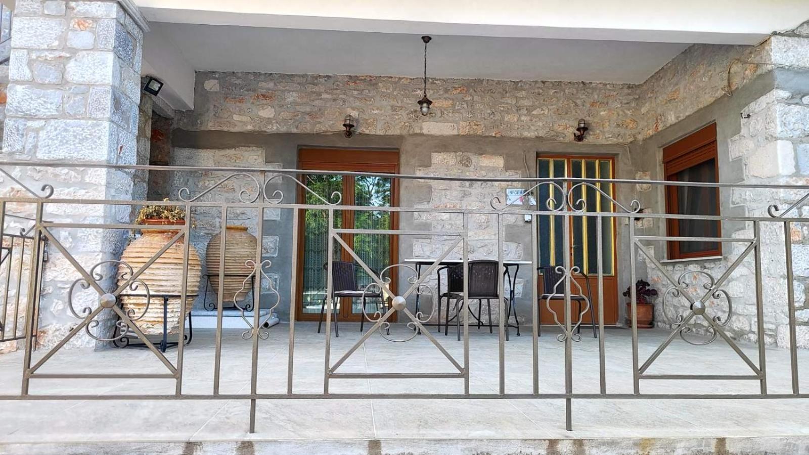 Traditional House Alepis In Areopolis 外观 照片